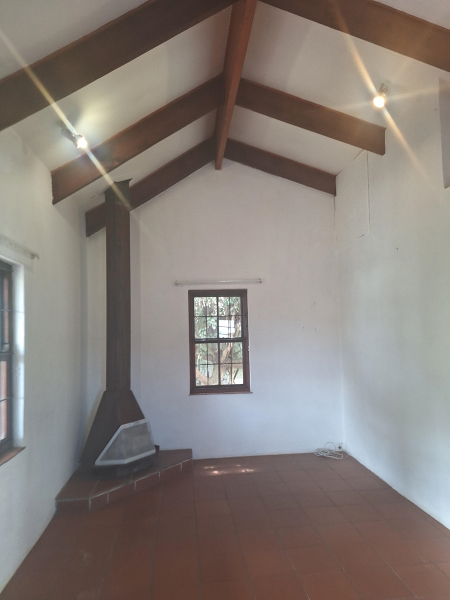 To Let 3 Bedroom Property for Rent in Glencairn Western Cape